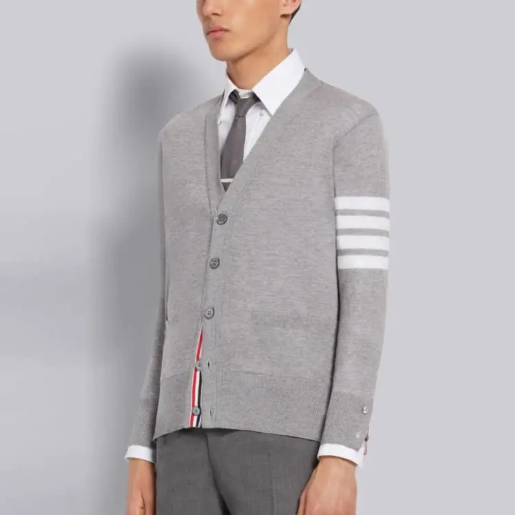THOM BROWNE 4 Bar Cardigan-4