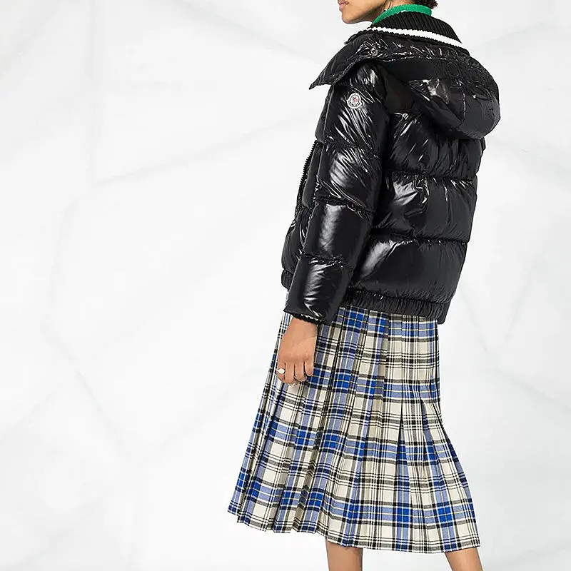 Moncler Down Jackets Women's Black-2