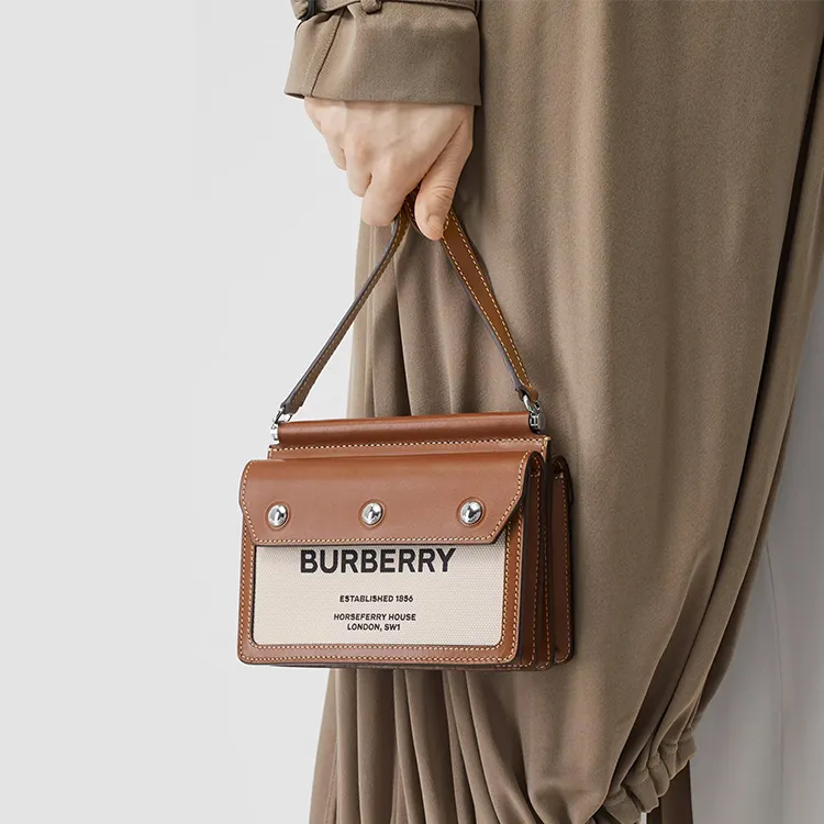 Burberry Title Cow Leather Messenger Bag, Crossbody Bag, Shoulder Bag Mini Unisex Natural & Malt Brown-6