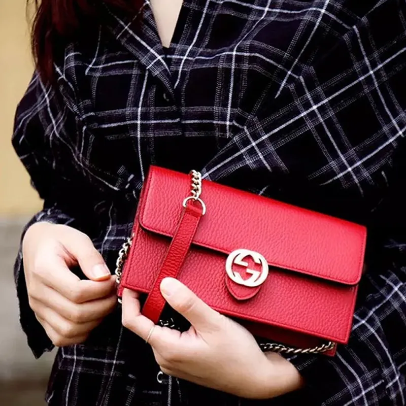 GUCCI Interlocking GG Crossbody Chain Wallet Red-5