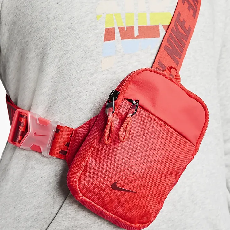 Nike Polyester Fanny Pack Regular Unisex Fir Wood Red-3
