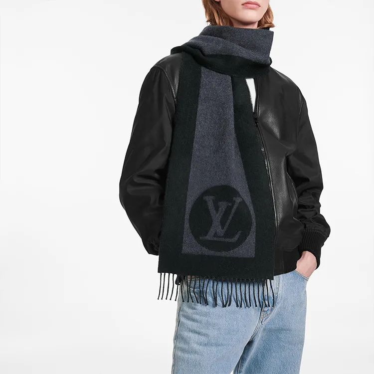 LOUIS VUITTON M70482 Cardiff Scarf-3