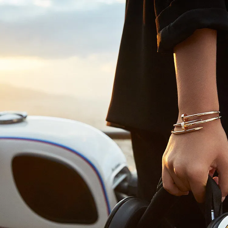 CARTIER Juste Un Clou Series Karat Gold Bangles Unisex-4