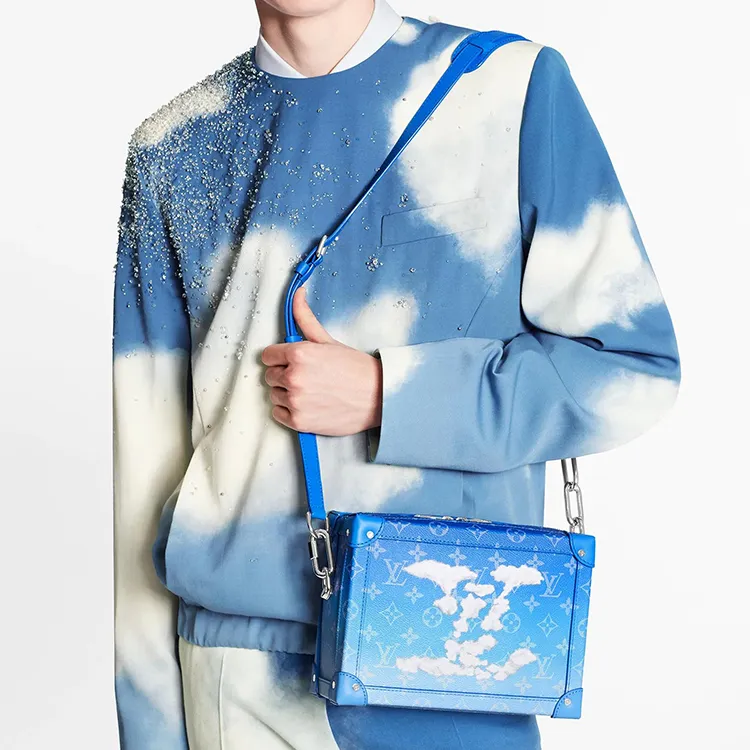 LOUIS VUITTON Soft Trunk Clouds Monogram Blue-5