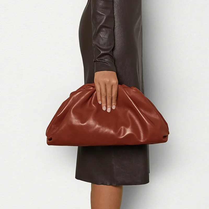 Bottega Veneta Cow Leather Clutch Regular Women's Rusty Red-4