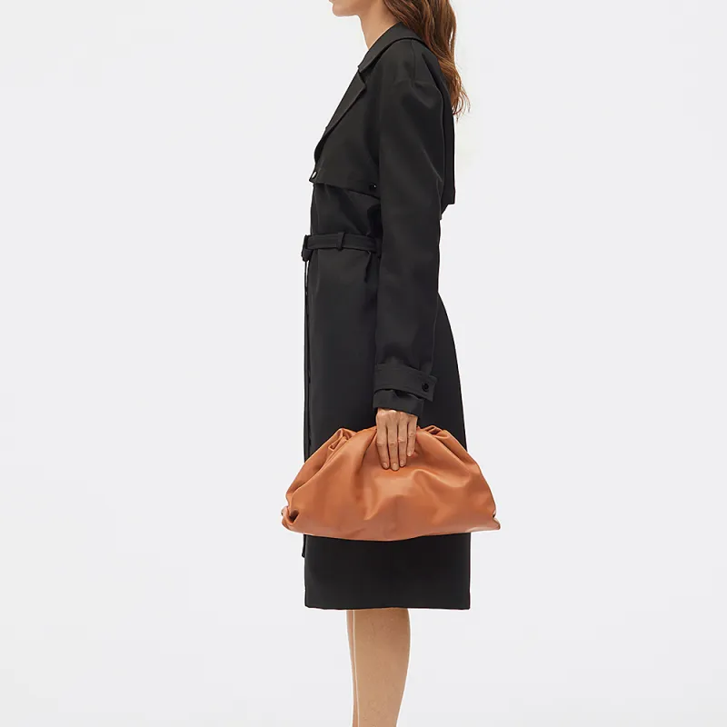 Bottega Veneta POUCH Cloud Bag Cow Leather Clutch Women's Clay Pink-4