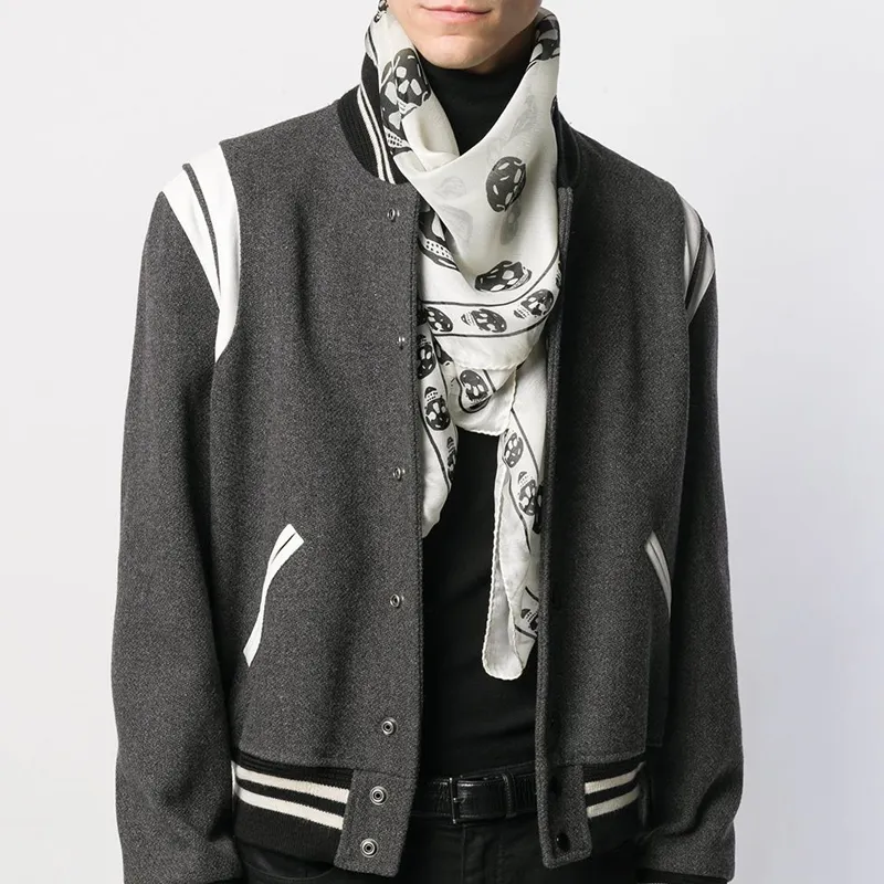 Alexander McQueen All Over Skull Print Scarf-3