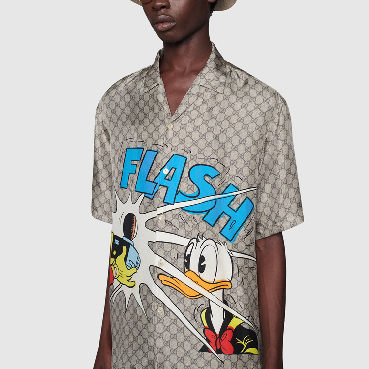 GUCCI X Disney Donald Duck Monogram Silk Shirt - POIZON GUCCI X Disney Donald Duck Monogram Silk Shirt - POIZON