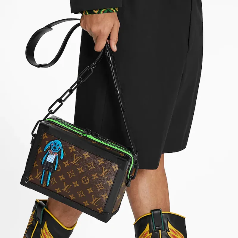 LOUIS VUITTON Soft Trunk-5