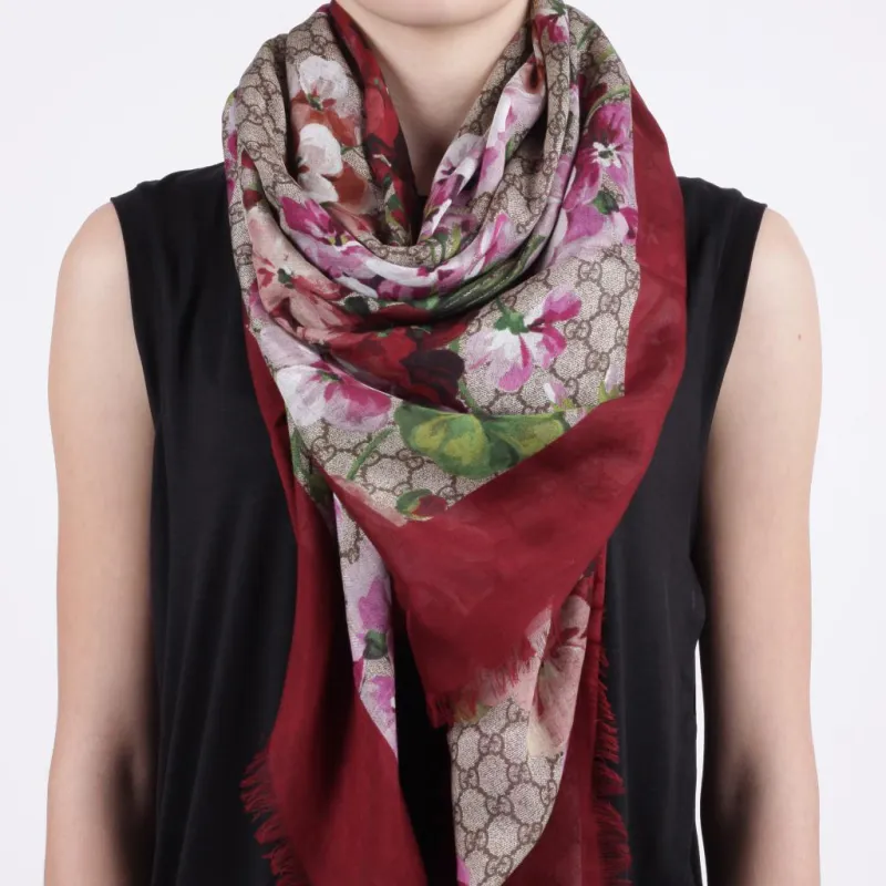GUCCI Shawls Women's-2