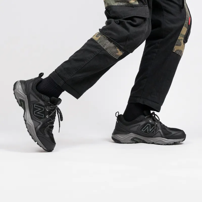 New Balance 481 Shoes Black-4