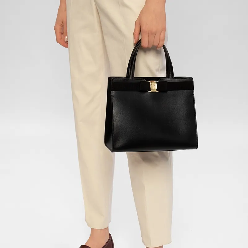 FERRAGAMO Vara Natural Grain Cow Leather Portable Crossbody Bag, Shoulder Bag Medium Size Women's Black-4