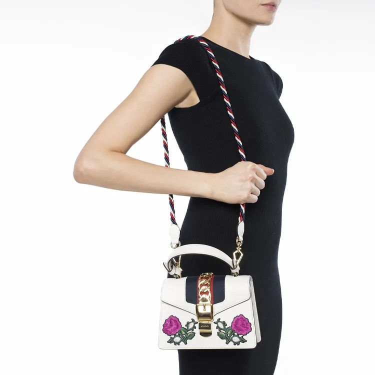 GUCCI Sylvie Handbags-8