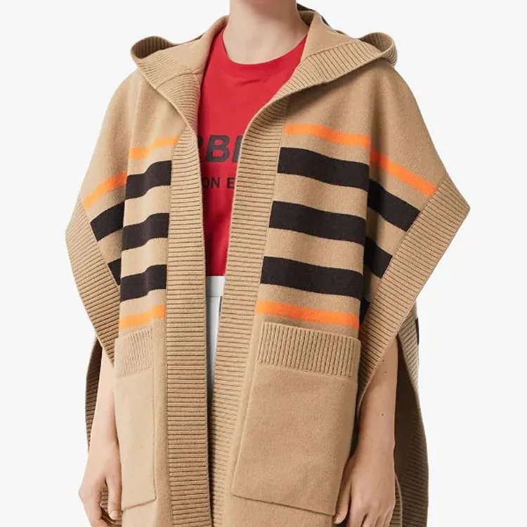 Burberry Shawls Women's-3