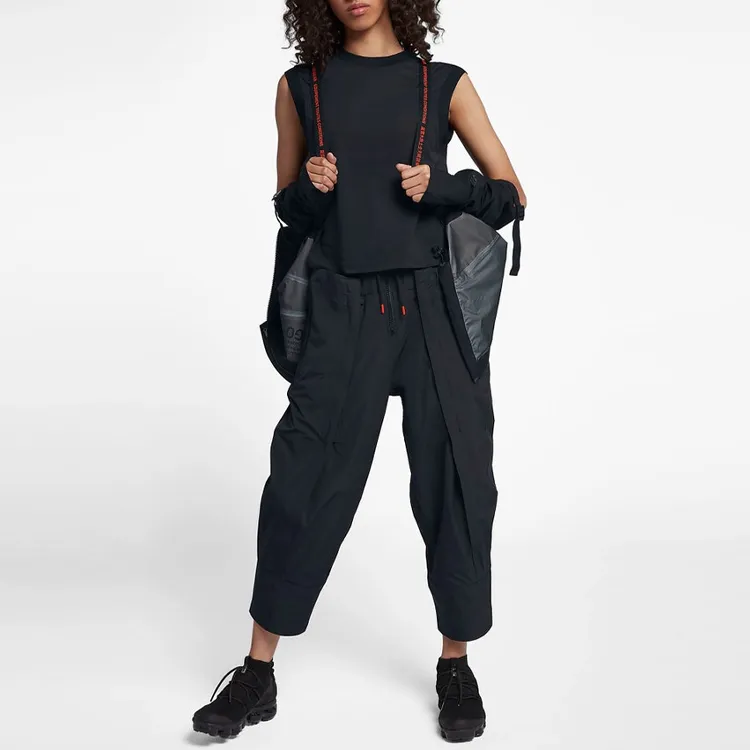 Nike ACG Jackets Women's Black-3
