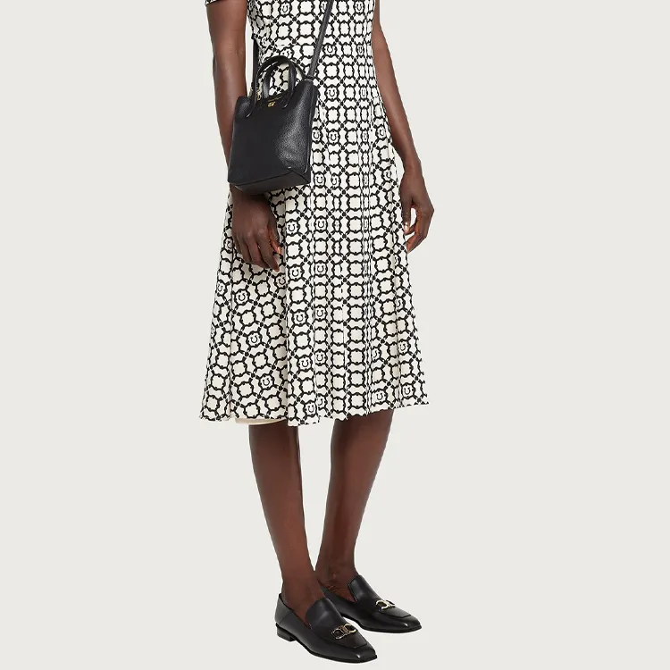 Ferragamo Mini Leather Tote Black-4