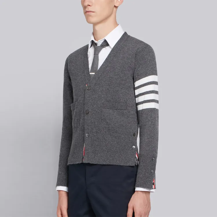 THOM BROWNE 4 Bar Stripe Cardigan-3