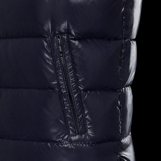 本日特別セール　モンクレール　ネイビージレ Moncler Vests Men Dark Blue - POIZON