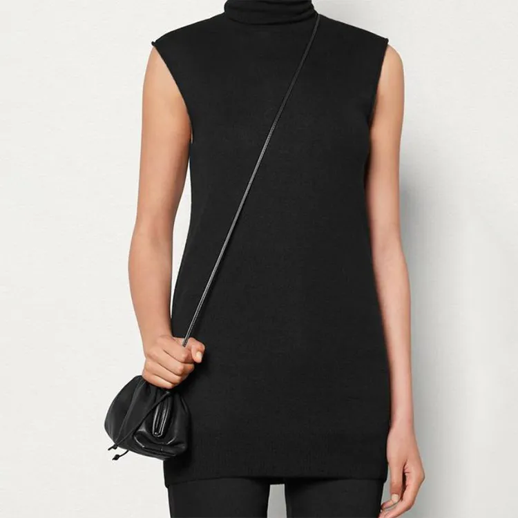 Bottega Veneta The Pouch 20 Butter Calf Nero-4