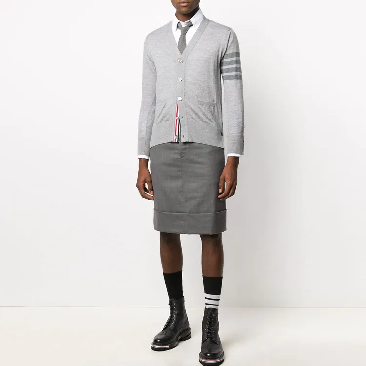 THOM BROWNE 4 Bar V neck Cardigan-3