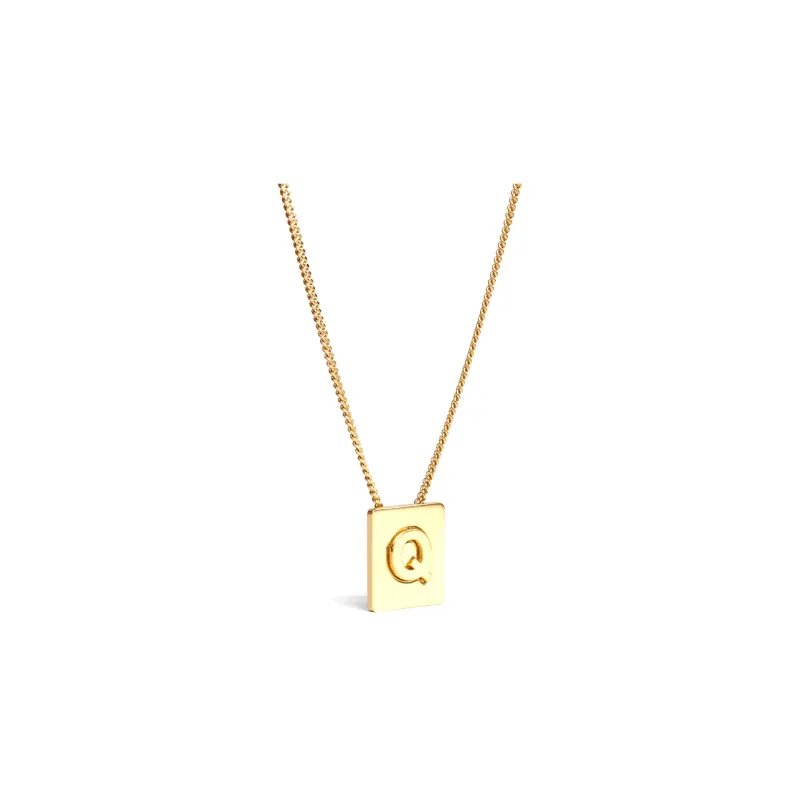 CELINE Alphabet Q Necklace In Brass With Gold Finish-3