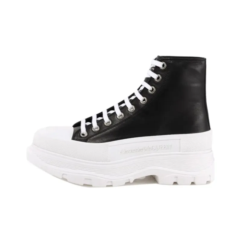 Alexander McQueen Tread Slick Martin Boot Men - POIZON