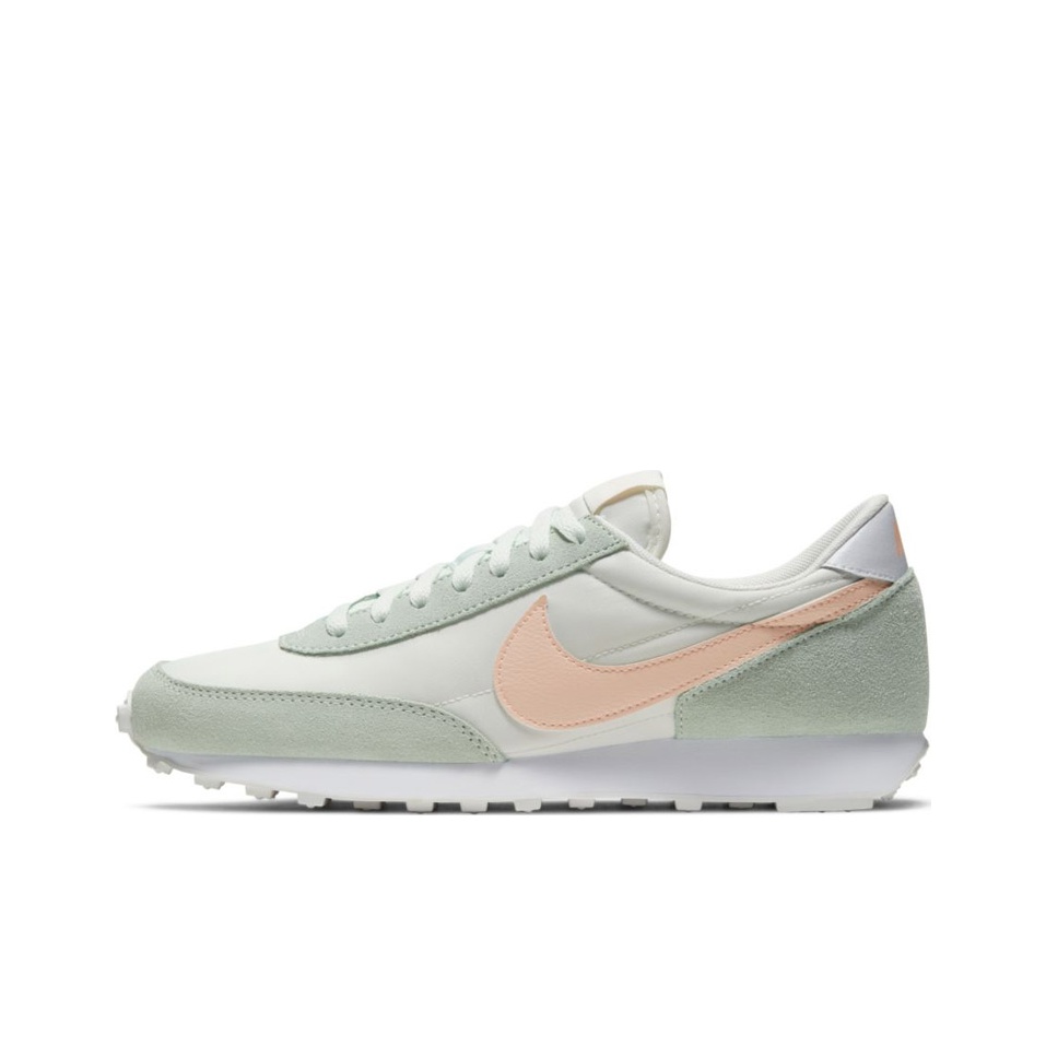 nike daybreak trainers in white and silver