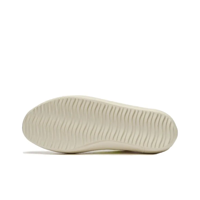VEJA Side Logo Print Sneakers-4