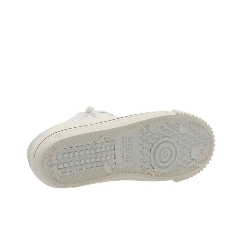 Maison Margiela Round Toe Lace-Up Sneakers-6