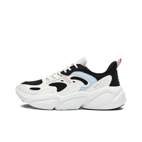 Erke Wear Resistant Slip Resistant Cushioning Low Top Sports Casual Shoes Women's White Black