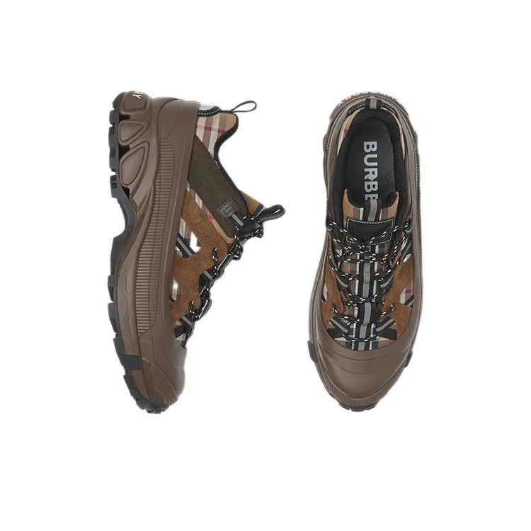 Burberry Arthur 'Vintage Check - Birch Brown'-3