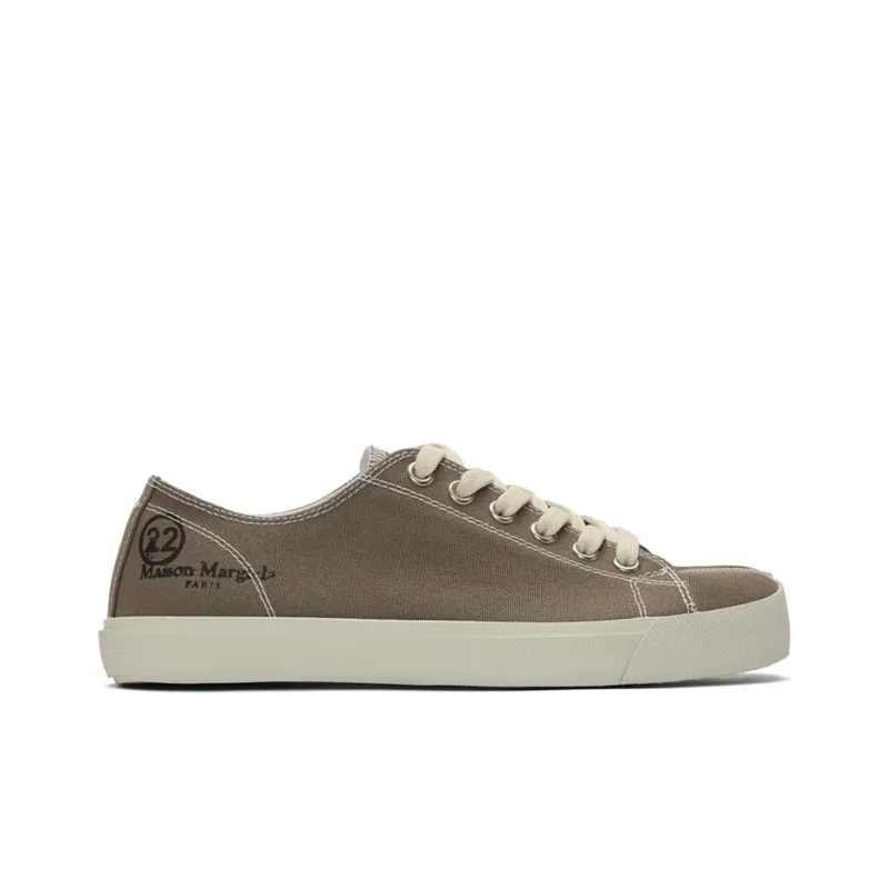 Maison Margiela Tabi Low Top Stylish Skateboarding Shoes Men's Brown-1