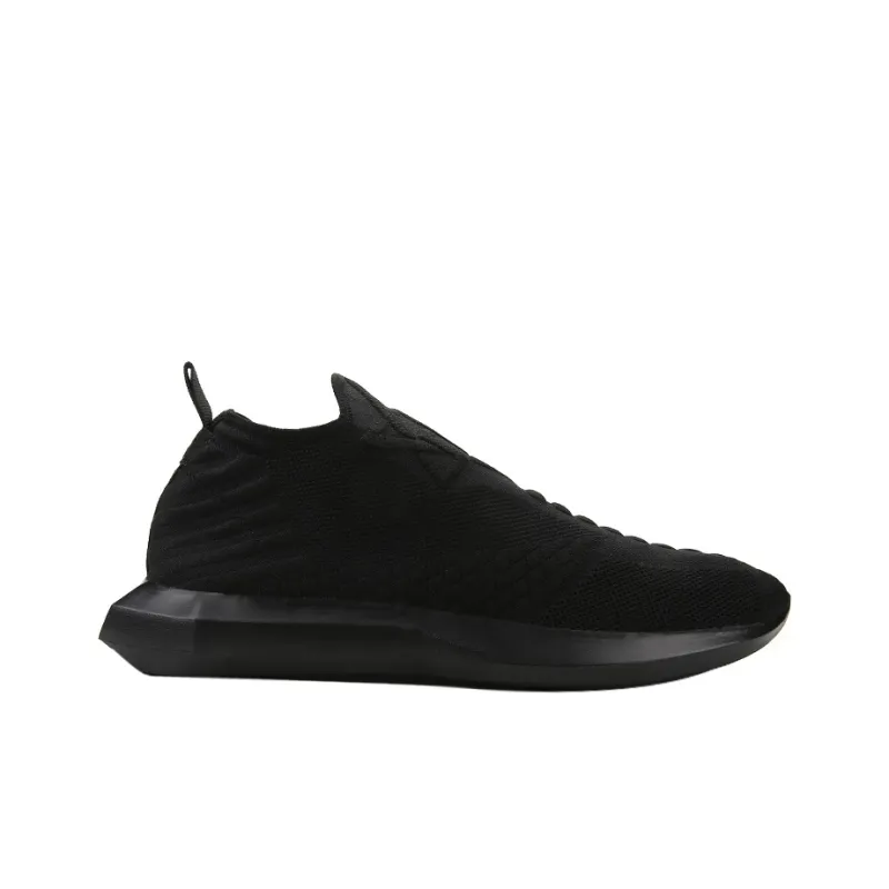 NORVINCY NORVINCY Breathable Lightweight Low Top Running Shoes Unisex Black-1