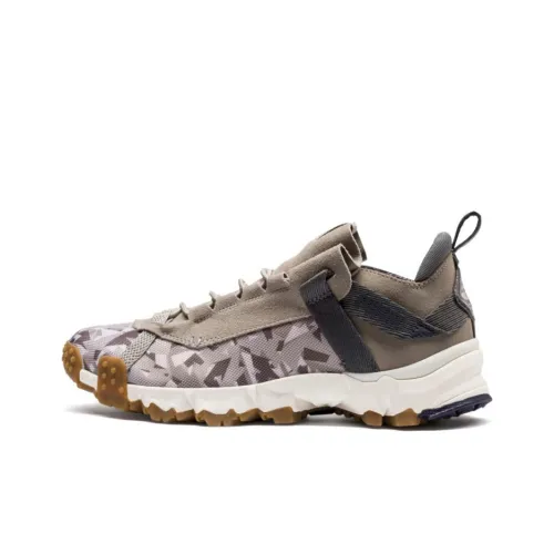 PUMA Trailfox Running Shoes Men Low-Top Camouflage