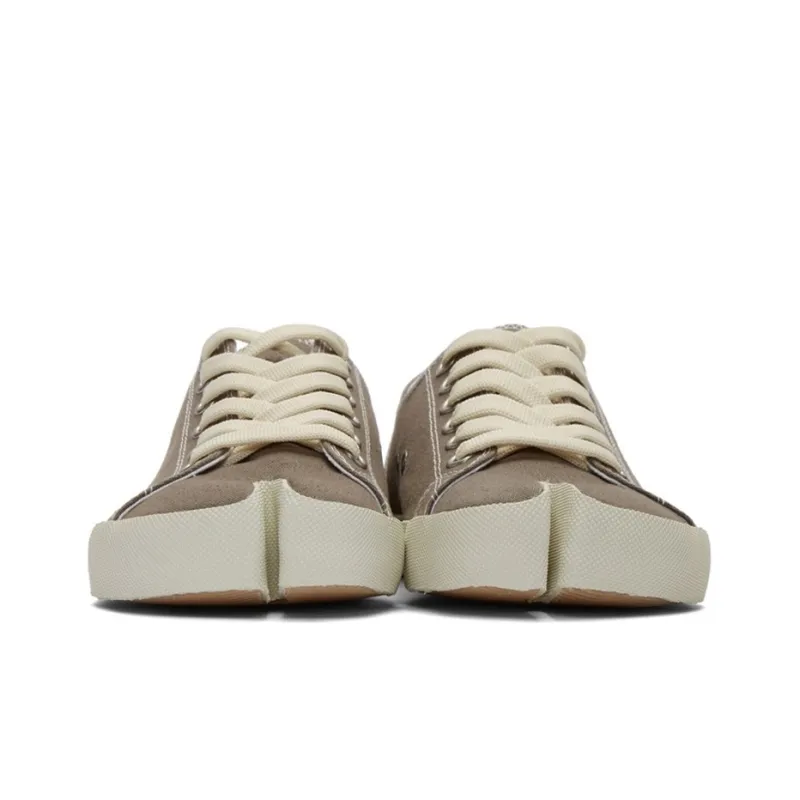 Maison Margiela Tabi Low Top Stylish Skateboarding Shoes Men's Brown-2