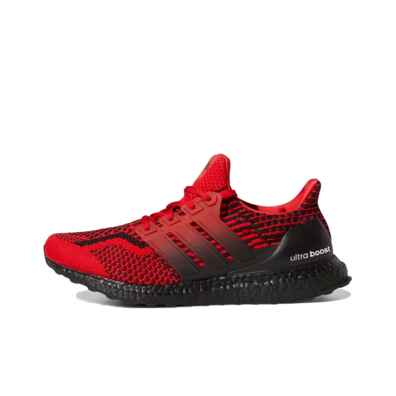 Adidas Ultra Boost 5.0 Dna Scarlet Black Gradient-0