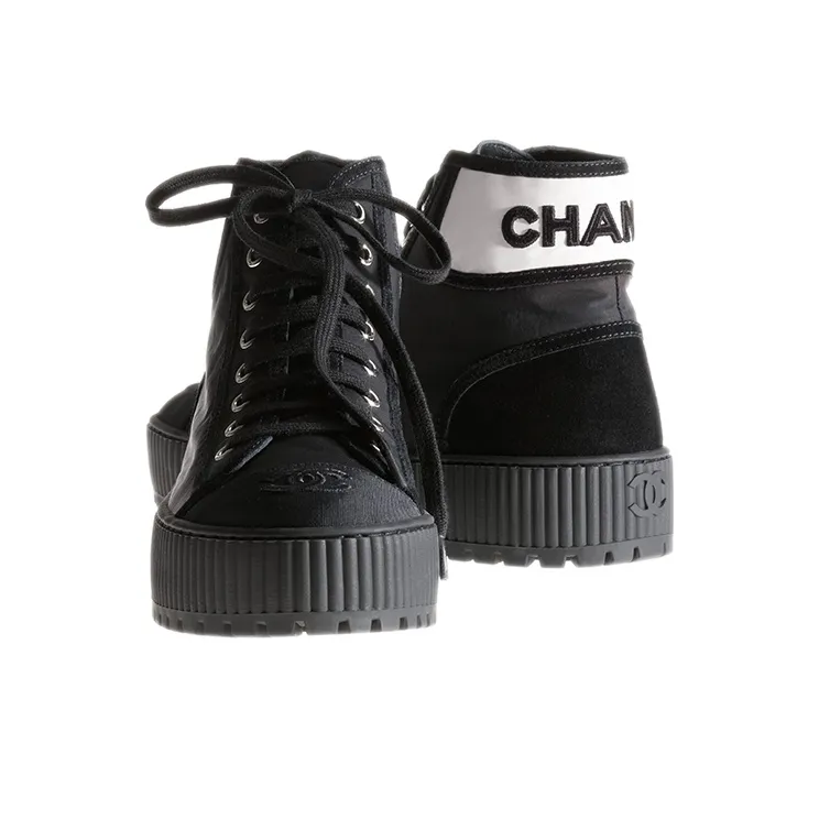 CHANEL High Top Stylish Skateboarding Shoes Women's Black-2
