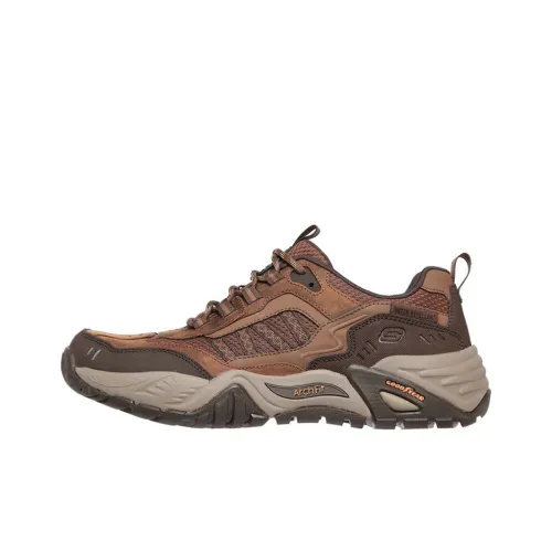 Skechers ARCH FIT RECON Hiking / Trekking Shoes Men Low-Top Brown