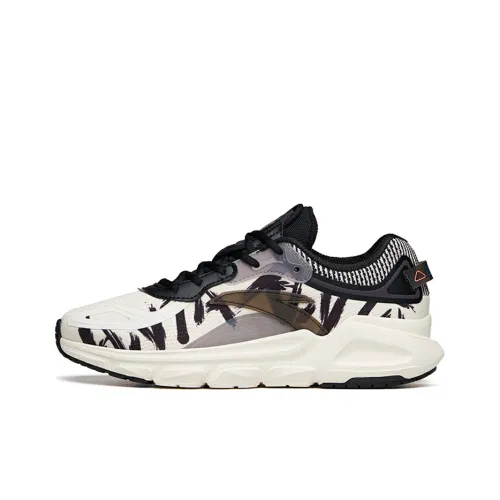 ANTA Running Shoes Men Low-Top Ivory White/Black/Sandstorm Grey