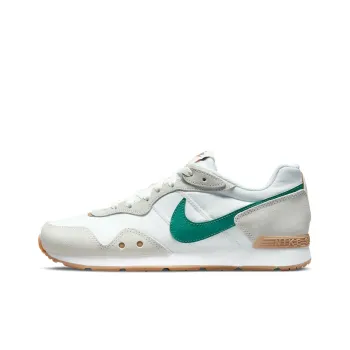 Nike Venture Runner First Use 'White Green'