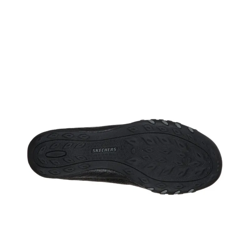 Skechers Relaxed FitBreathe-Easy Cushioning Low-Top Casual Shoes Women's Pure Black-4