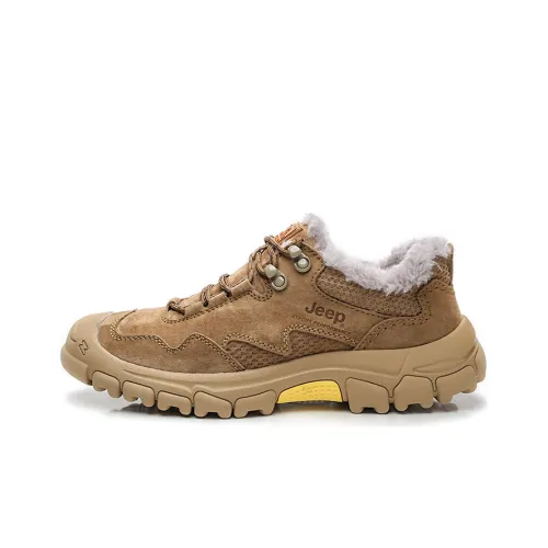 Jeep Hiking / Trekking Shoes Men Low-Top Camel