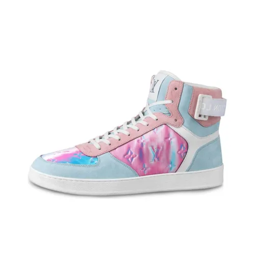 LOUIS VUITTON Rivoli Sneaker Iridescent