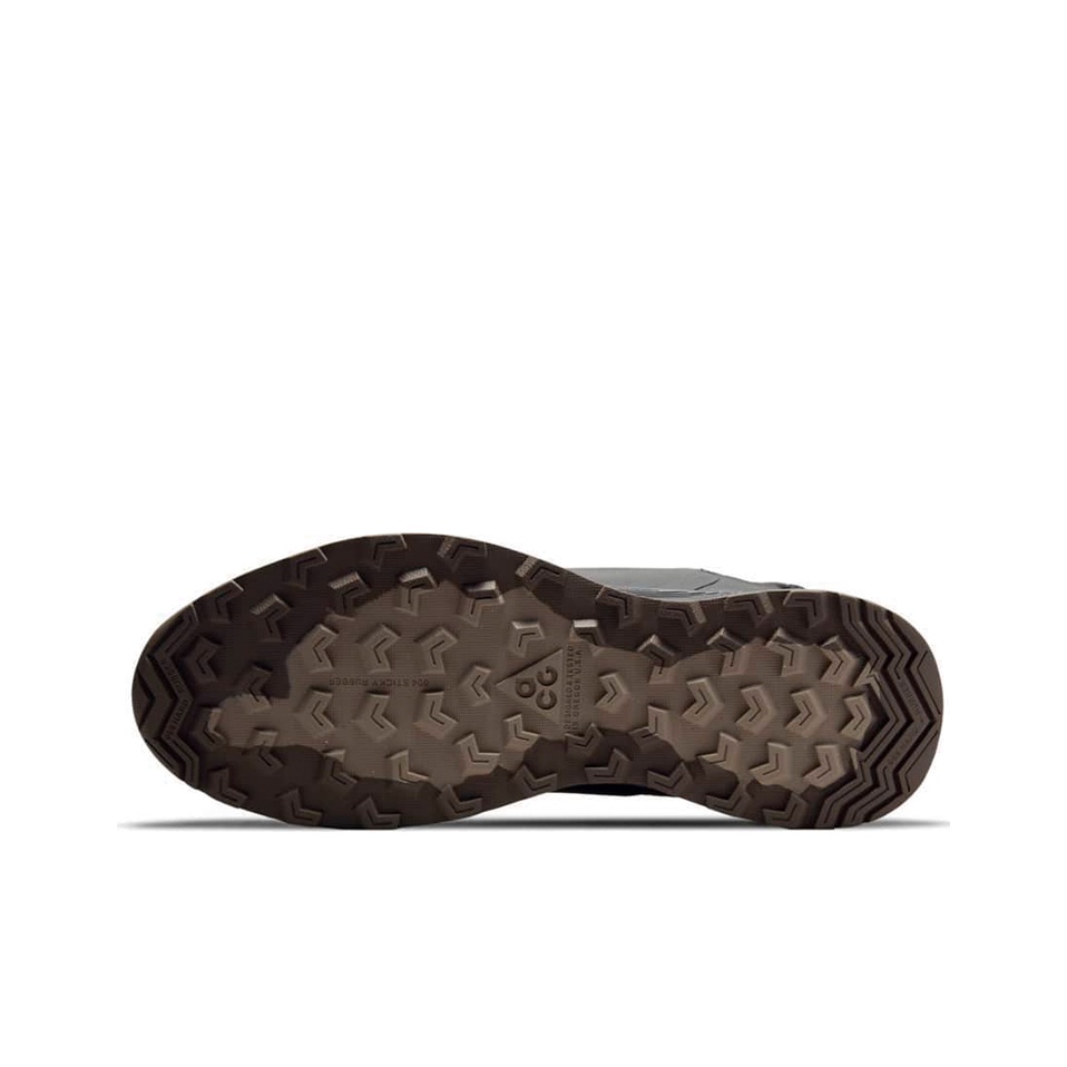 nike acg air nasu sizing