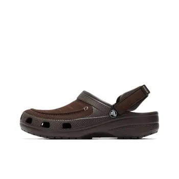 Crocs Classic Crocs Coffee Sandals