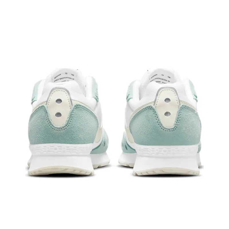Nike Venture Runner 'White Green' Women's-4