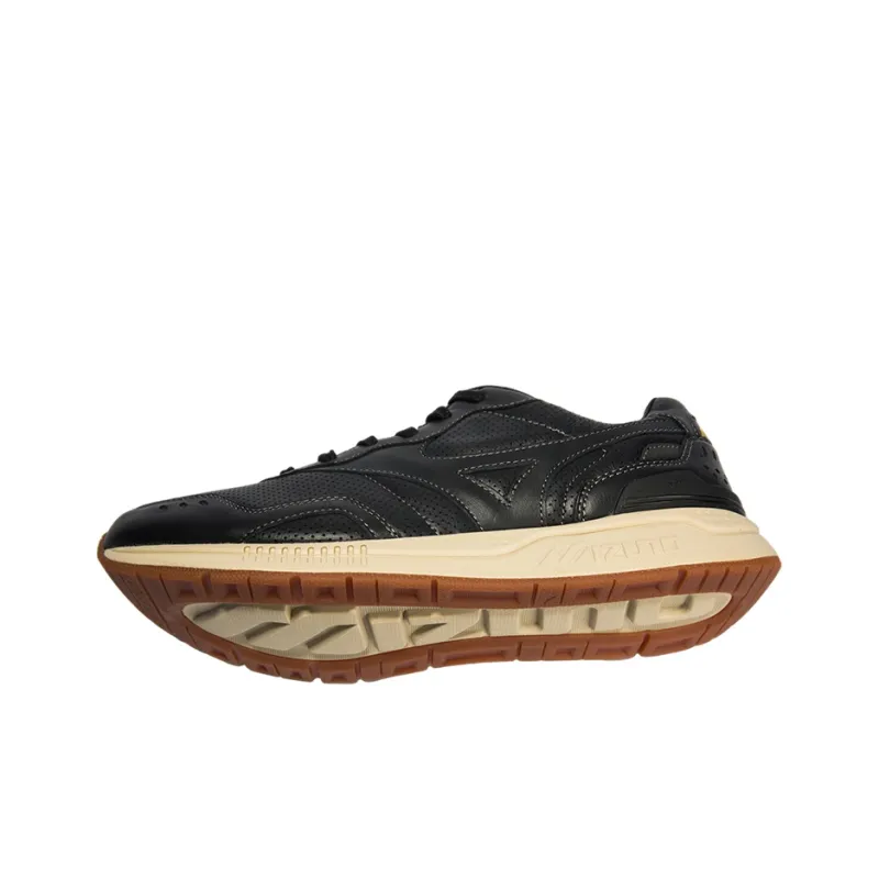 Mizuno Low Top Running Shoes Men's Black Beige White-4
