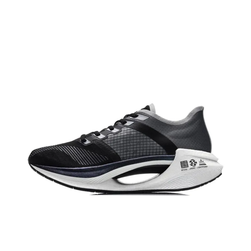 LiNing Jueying Essential Cushioning Anti Slip And Wear Resistant Low Top Running Shoes Black-0