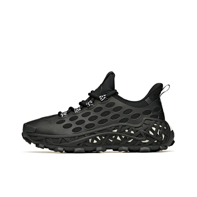 ANTA SB 02 Salehe Bembury Black-0