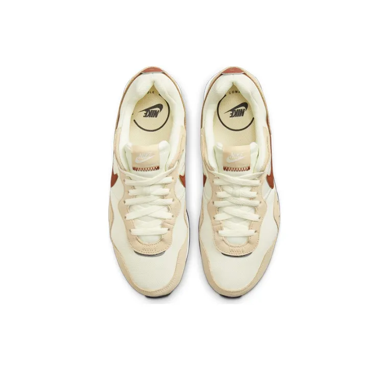 Nike Venture Runner Wide 'Coconut Milk' Women's-3